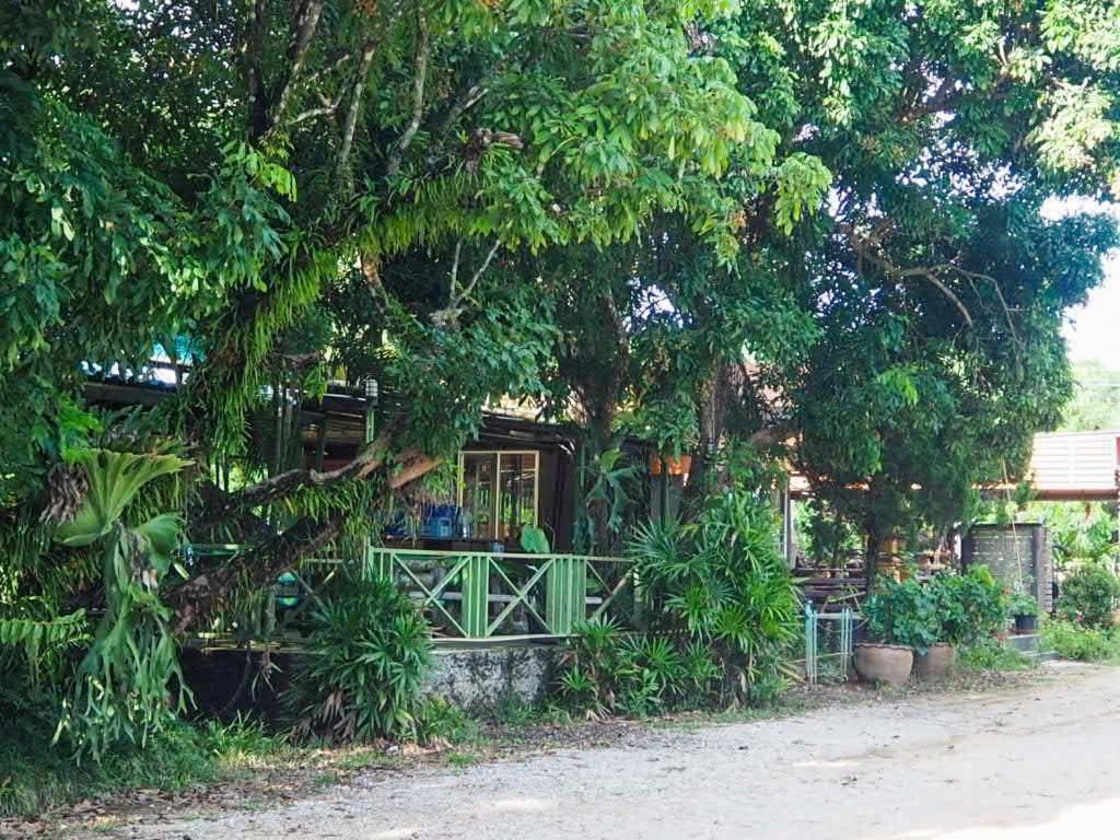 Hotel Navy Garden Chiang Saen Exterior foto