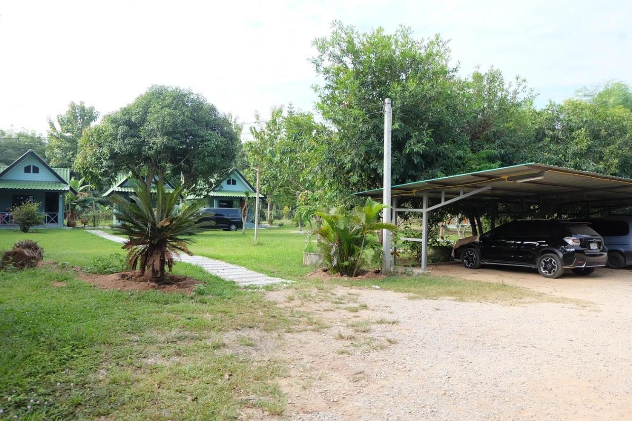 Hotel Navy Garden Chiang Saen Exterior foto