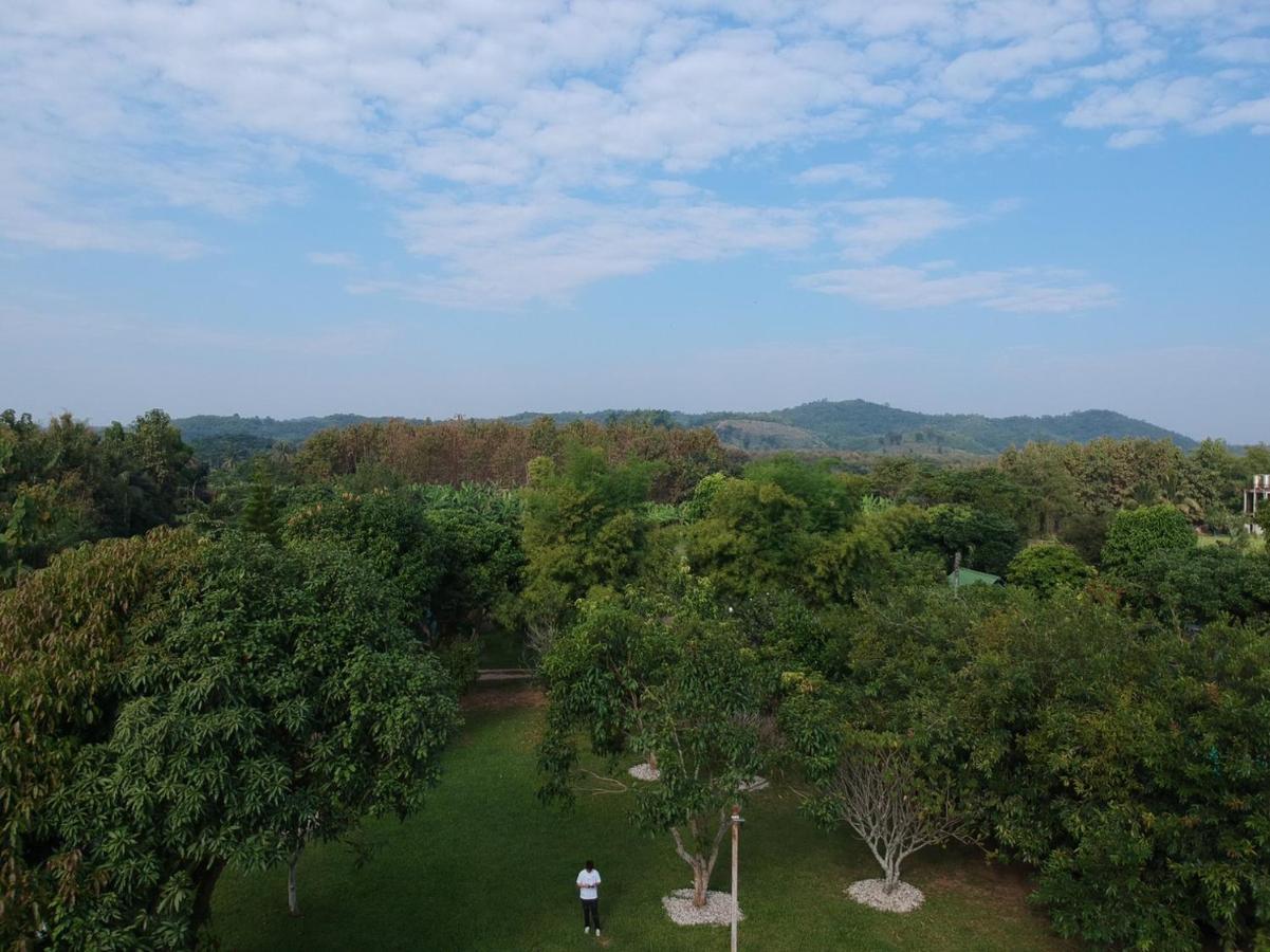 Hotel Navy Garden Chiang Saen Exterior foto