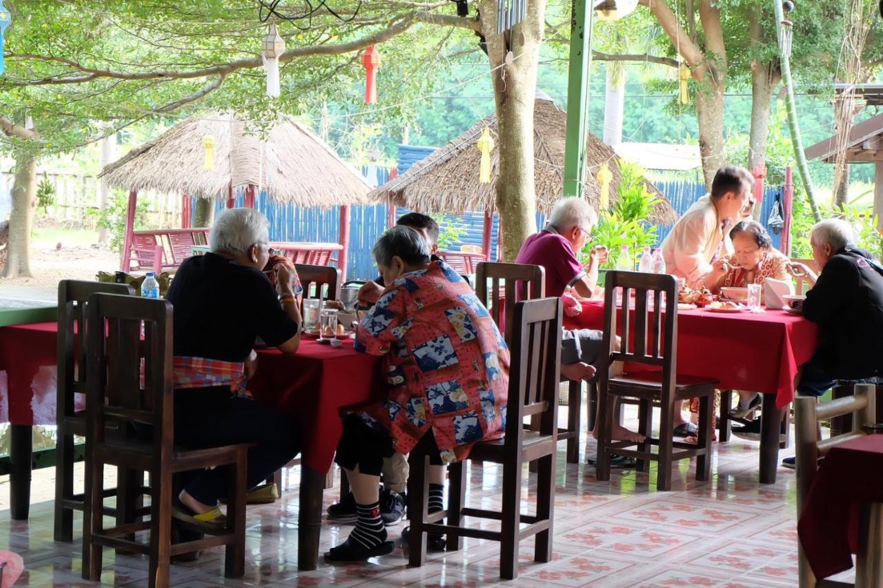 Hotel Navy Garden Chiang Saen Exterior foto